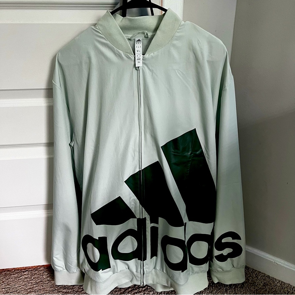Adidas AEROREADY Essentials Giant Logo Woven Windbreaker Jacket Green